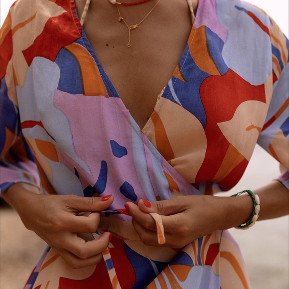 Wrap midi dress - Picture 2 of 4